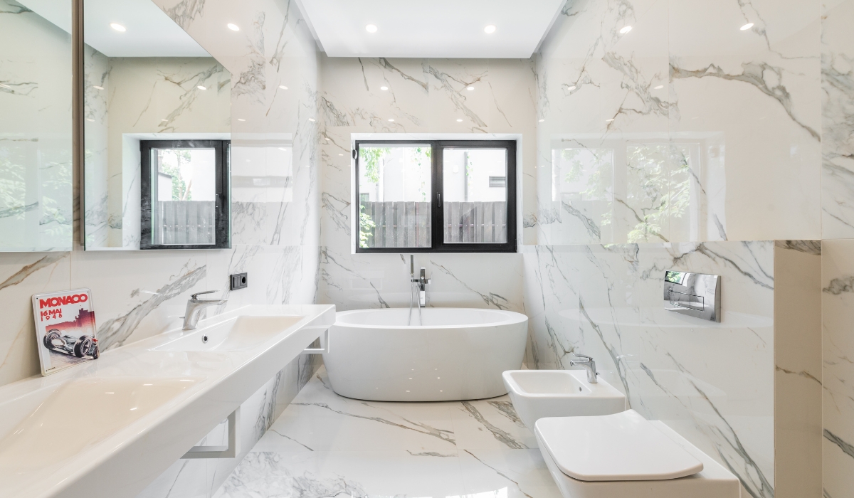 Classic Bathroom Remodel in Lincoln CA by Remodel California – Elegant and timeless bathroom renovation.