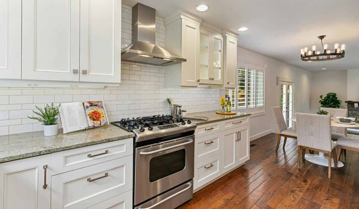 Timeless ADU Interior Remodel – Living Space in El Dorado Hills Classic ADU interior with hardwood flooring and traditional finishes in El Dorado Hills, CA